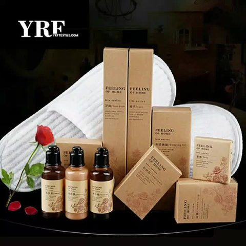 YRF di buona qualità Custom Hotel Amenity Spa Slipper Bagno kit da bagno Shampoo Bath Gel Sapone Dental