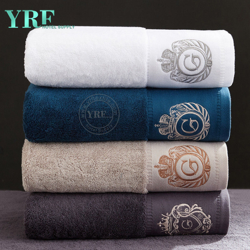 Lussuosa spugna tinta unita 100% cotone bianco con set di asciugamani per hotel SPA con logo