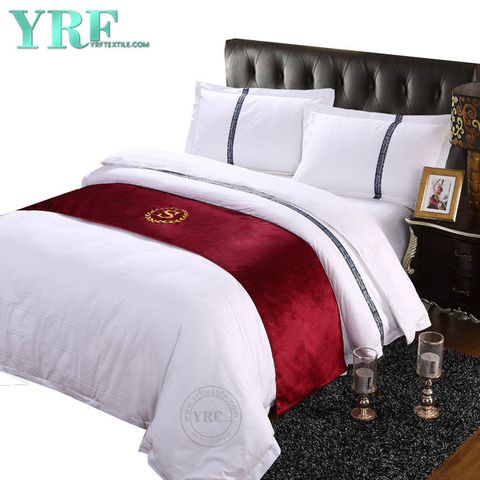 Bandiere da letto in velluto rosso con logo personalizzato per camera king dell'hotel di lusso